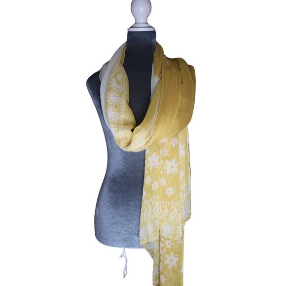VTG Butter Yellow and White Chiffon Floral XLarge Scarf Swim Cover Up 88"L x48"W - Picture 6 of 7
